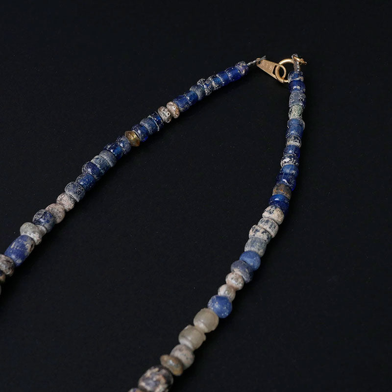 பண்டைய ரோமன் பொலிவான கண்ணாடி மணிகள் கயிறு