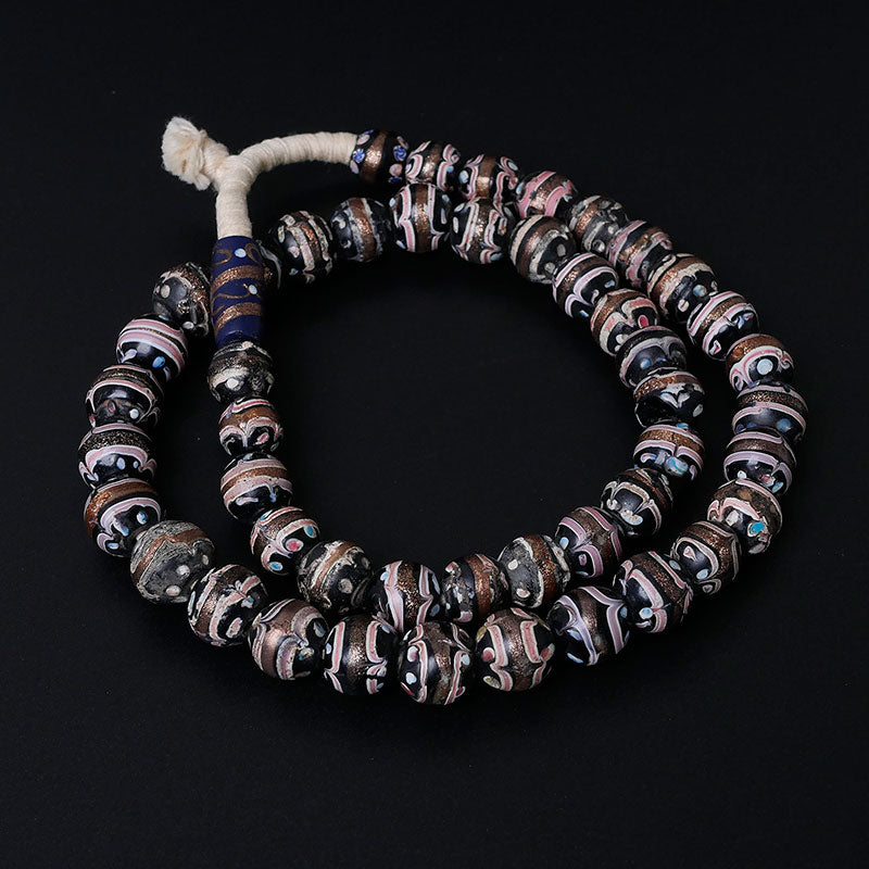 格子柄ガラスビーズストランド