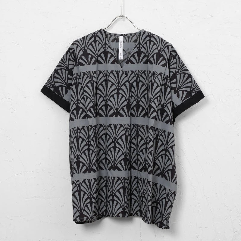 Block Print V-Neck Pullover