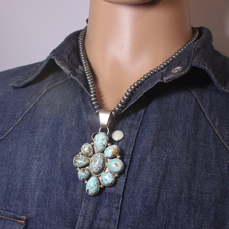 Cluster pendant by Fred Peters