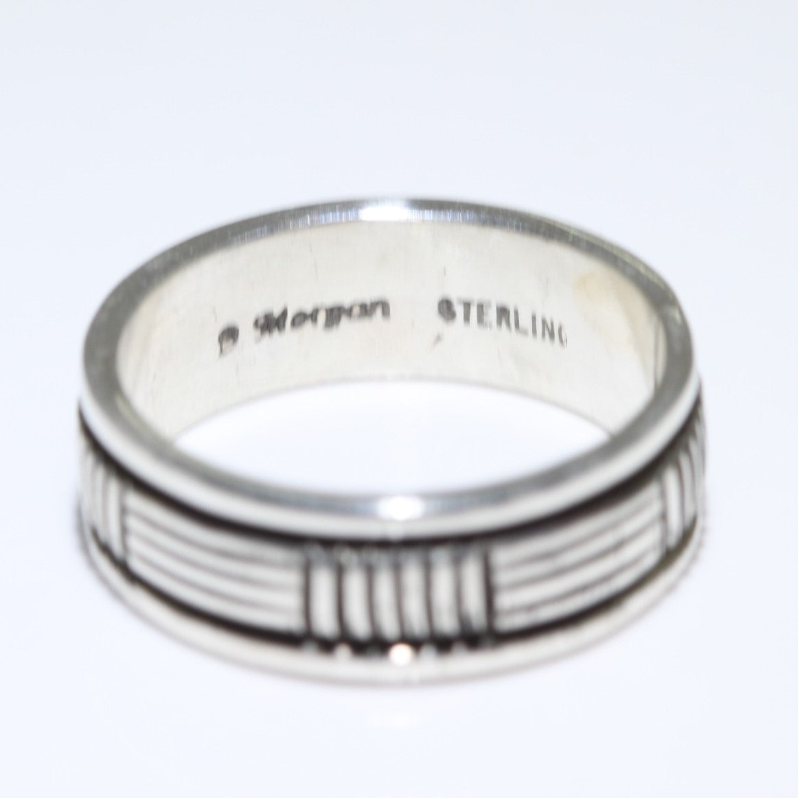 Cincin Perak oleh Bruce Morgan