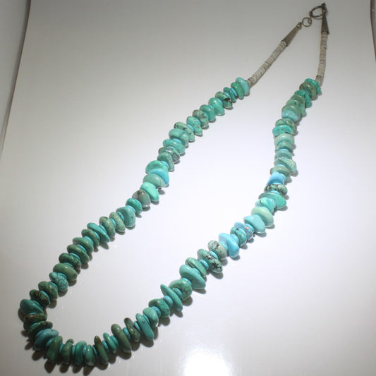 中国のナゲットネックレス