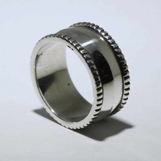 Cincin oleh Jennifer Curtis