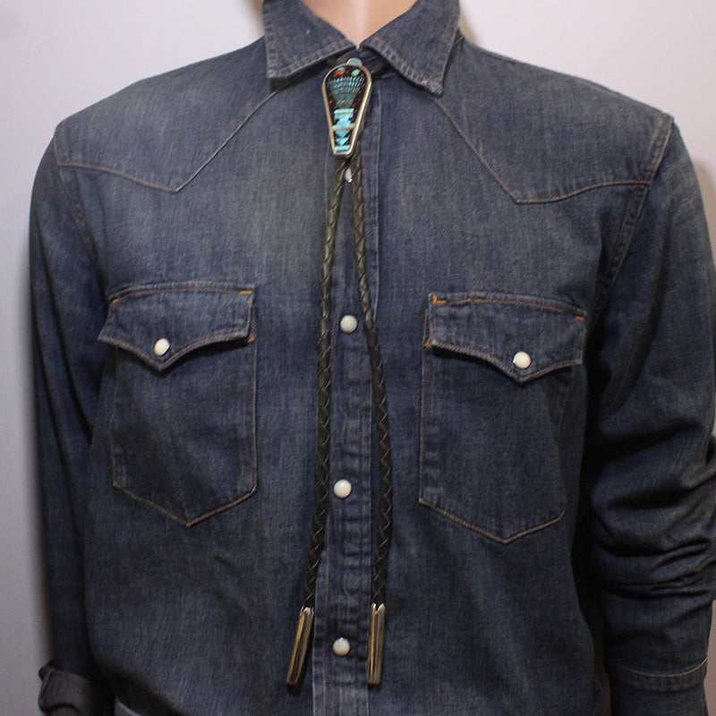 Микро-инкрустация Боло от Эрвина Цоси