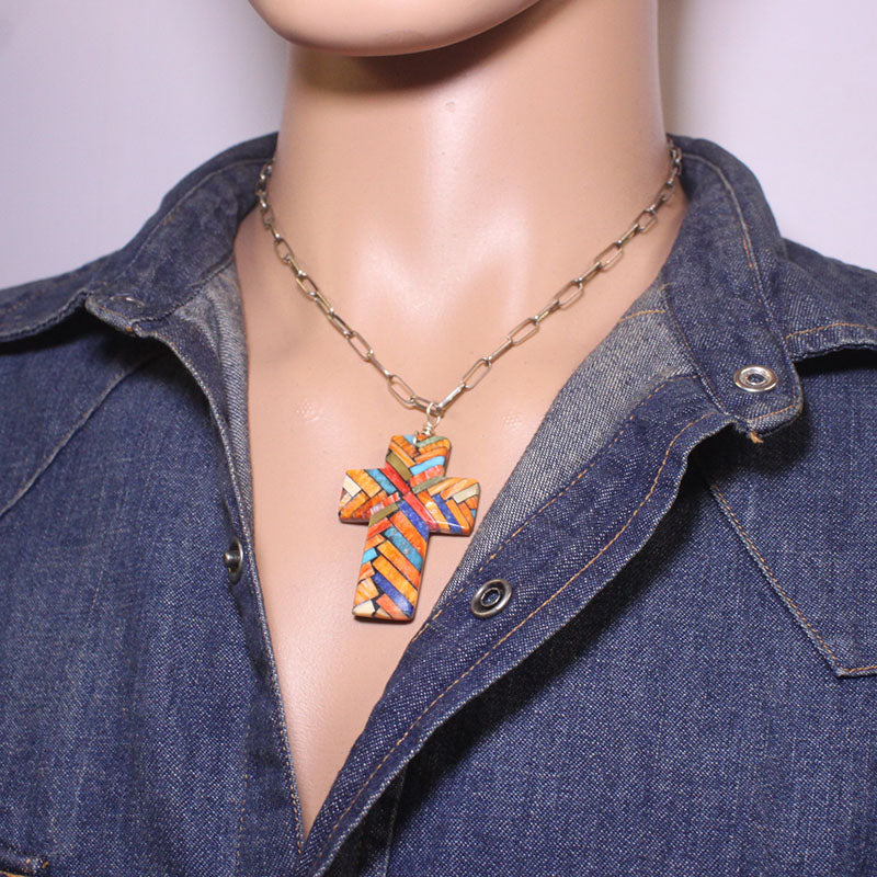 ジョー&アンジー・レアノによるモザイクペンダント