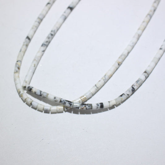 ホワイトバッファロー ヘシ ネックレス