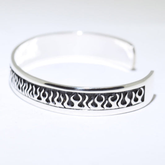 ルシオン・コインヴァによるシルバーブレスレット 5-1/4インチ