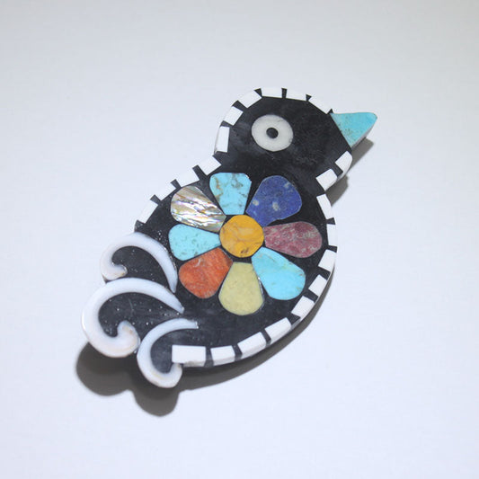 メアリー・タフォヤによるモザイクペンダント