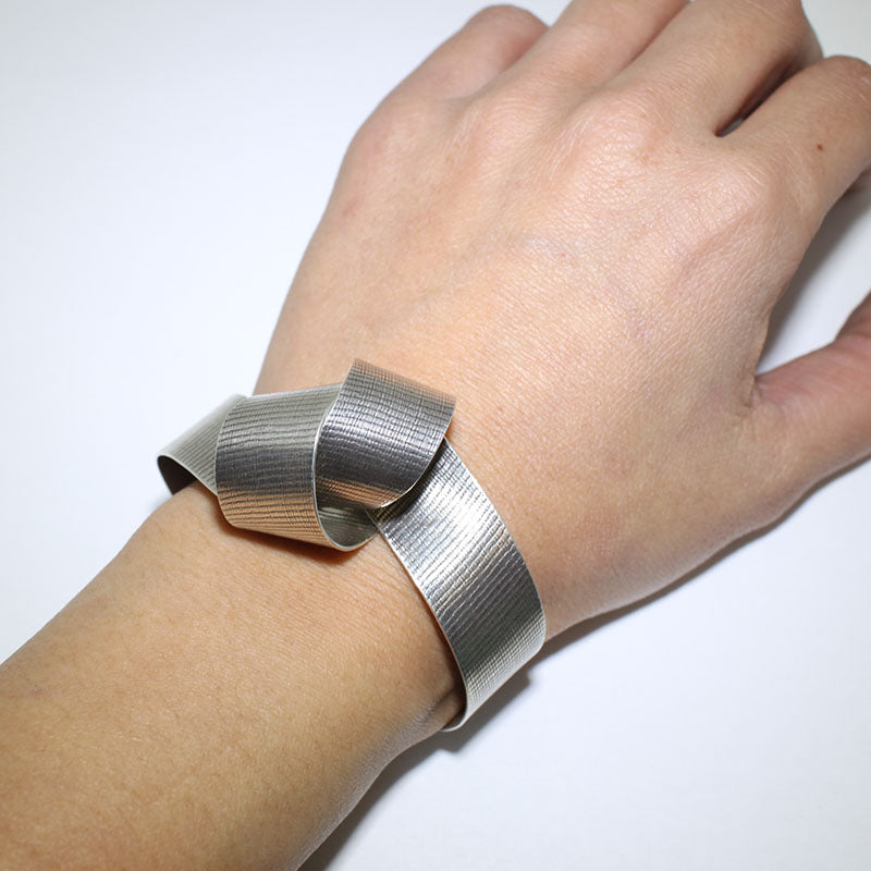 Pulseira de Prata por Steve Yellowhorse 6"