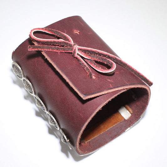 エディソン・スミスによるシルバーボウガード