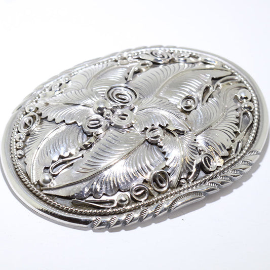 ナバホ族によるシルバーバックル