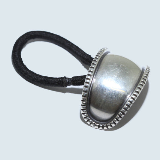 Серебряная резинка для волос от Харрисона Джима