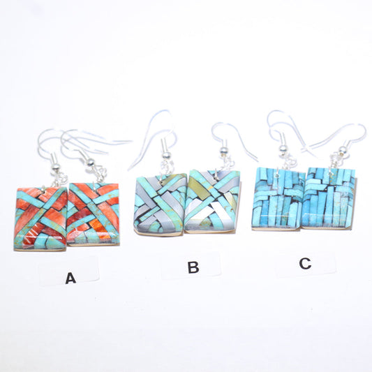 ジョー&アンジー・レアノによるモザイクイヤリング