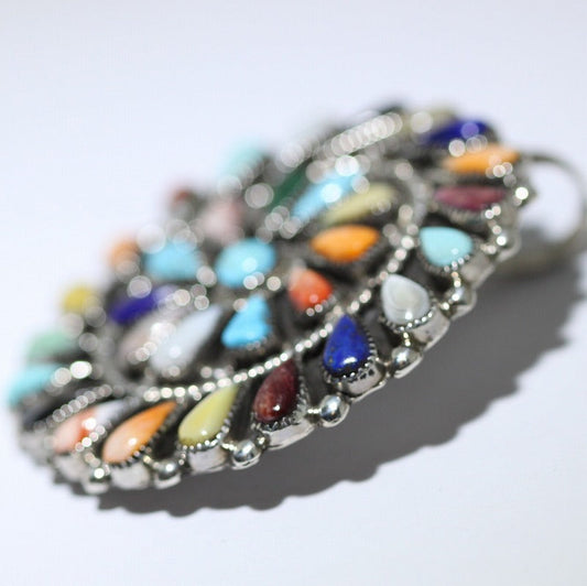 Cluster Pin Pendant ni Phyllis Coonsis