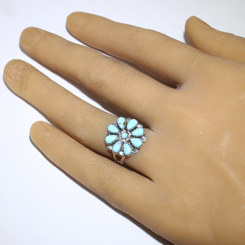 நவாஜோவின் குழு மோதிரம்