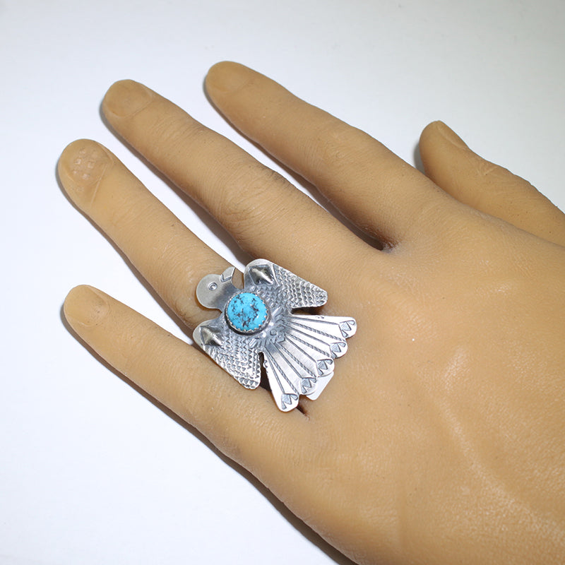 ガブリエル・ヤジーによるファルコンリング