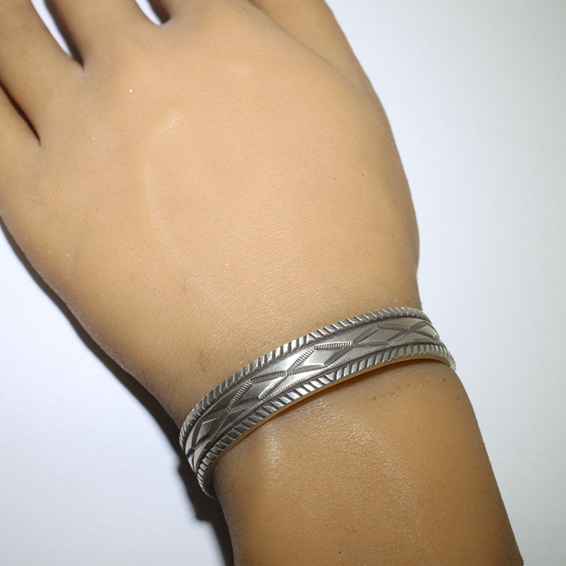 Bracelet en argent par Calvin Martinez 5-1/2"