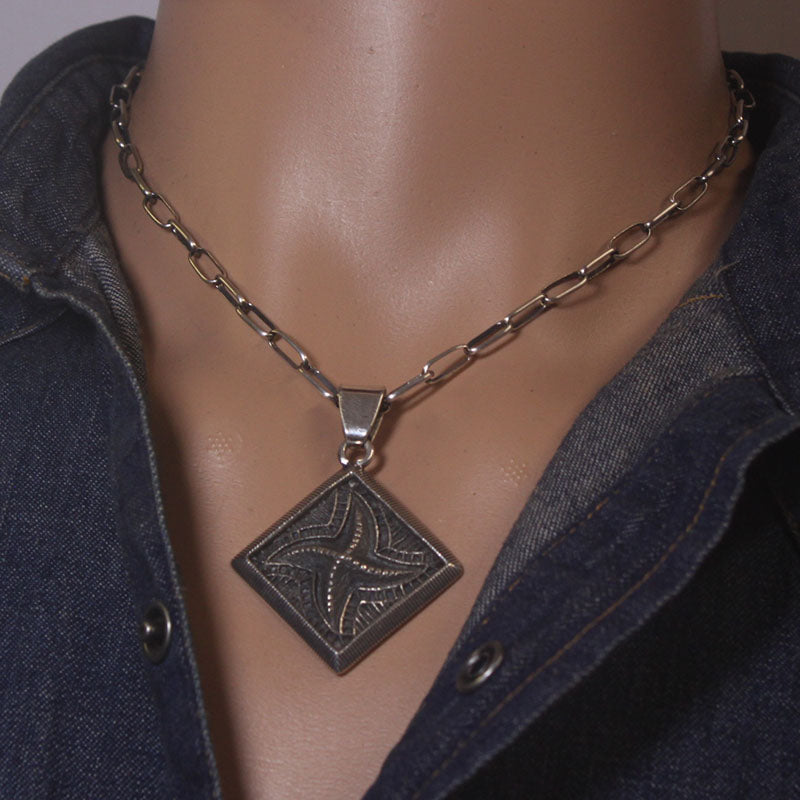 Ciondolo di Harrison Jim