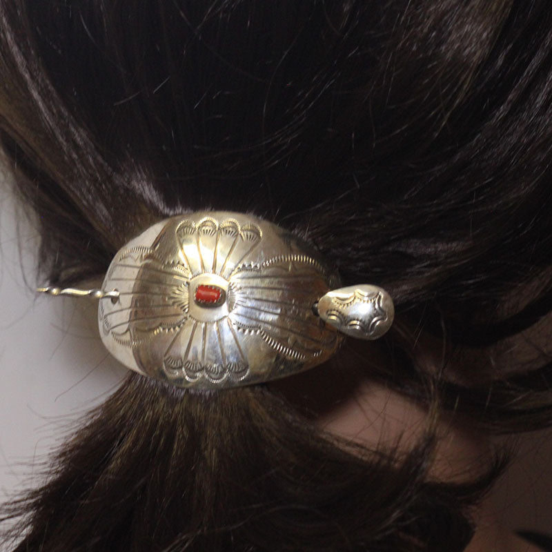 Ganchos de Cabelo de Coral pelos Navajo