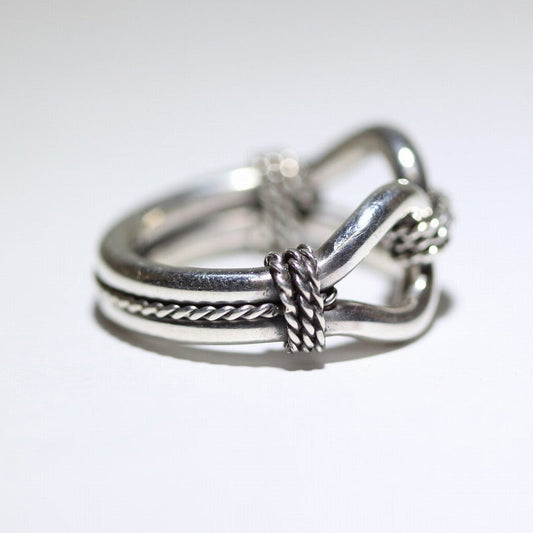 স্টিভ আরভিসোর হর্স উইস্পার রিং