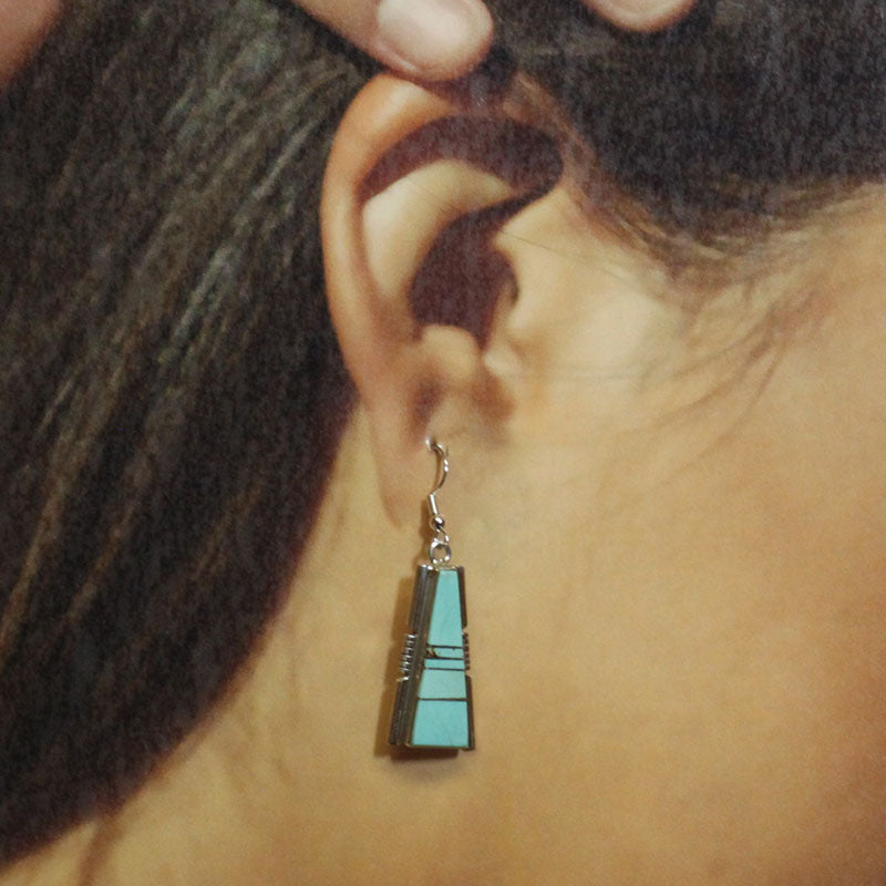 স্টিভ ফ্রান্সিসকোর ইনলে ইয়ারিং