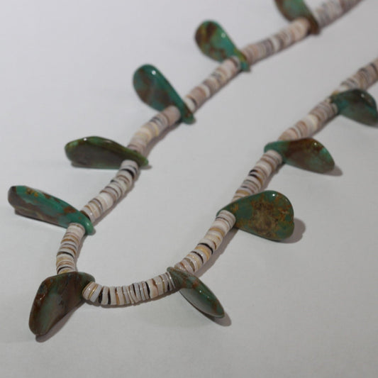 キングマンネックレス