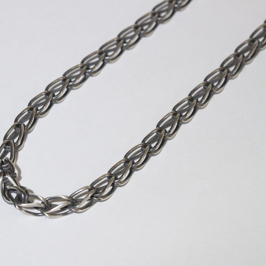 スティーブ・アービソによる手作りのシングルチェーン