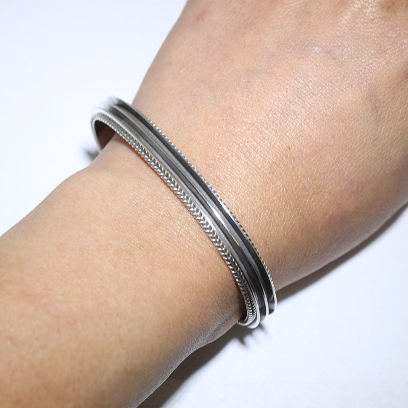 กำไลเงินโดยชาวนาวาโฮ