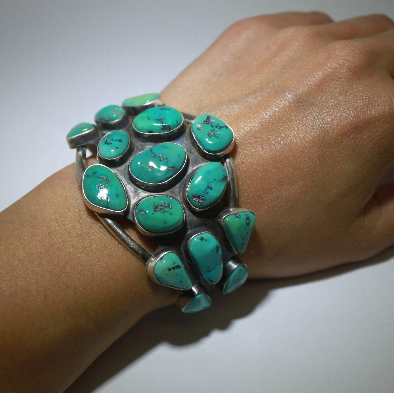 眠れる森の美女 クラスター ブレスレット