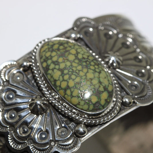 サンシャイン・リーブスによるダマレターコイズブレスレット 5-1/2インチ