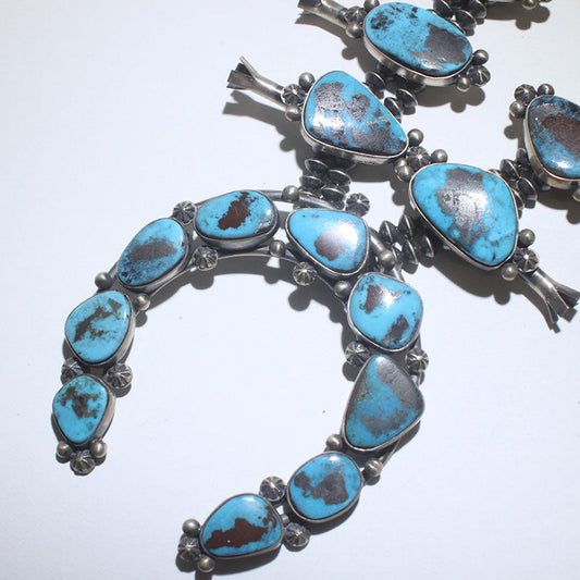 ナチュラルカンデラリアスカッシュブロッサムネックレス