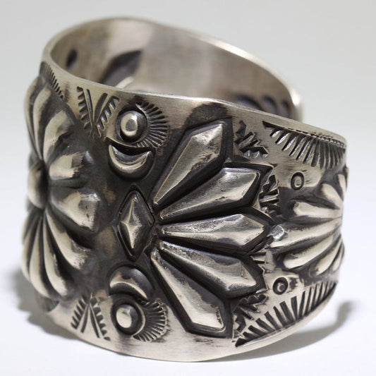 엘비나 빌의 실버 팔찌 5-7/8"