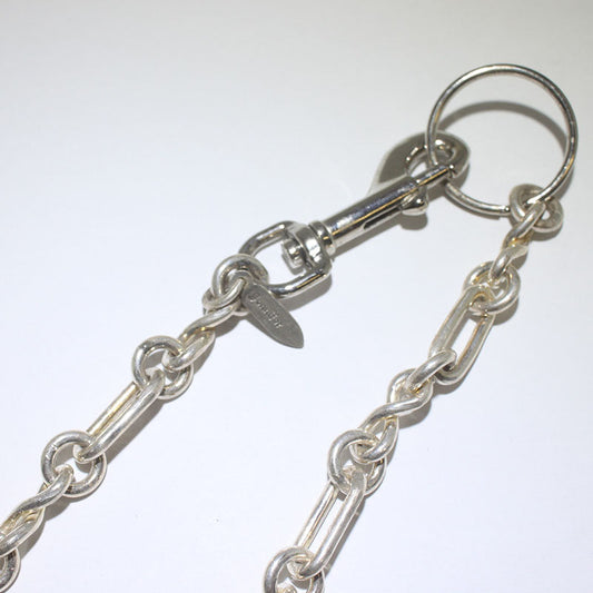 ジェニファー・カーティスによるウォレットチェーン