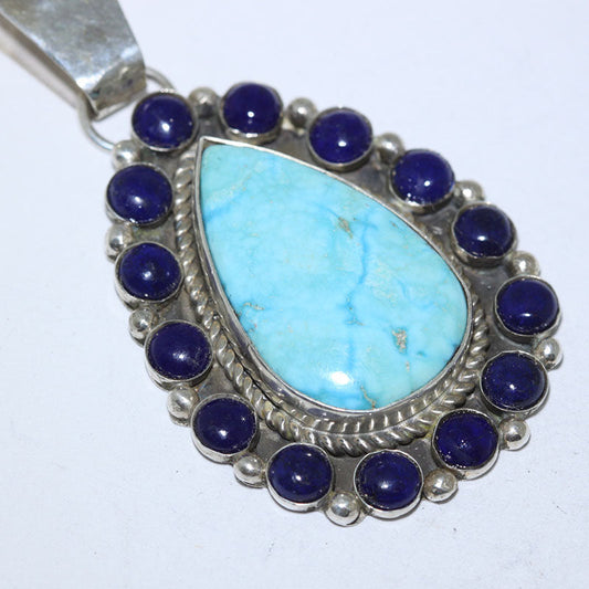 Loket kelompok perak sterling oleh Fred Peters