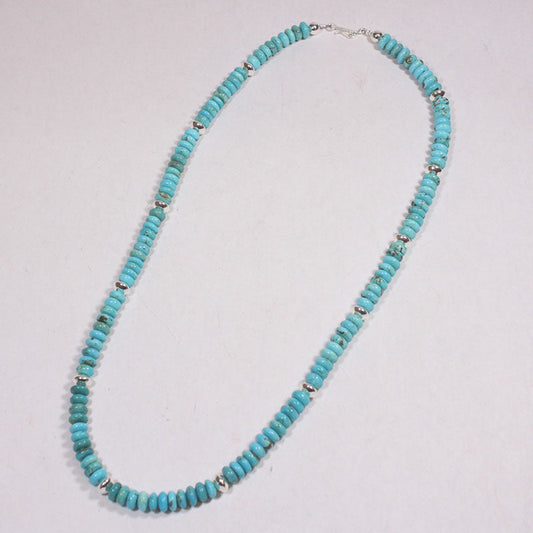 ナバホ族によるキングマンネックレス