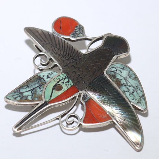 Liontin Inlay oleh Harland & Monica Coonsis