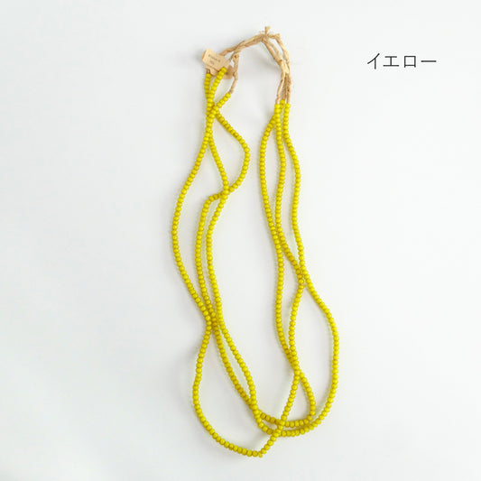 Нить бусин "Белое Сердце" (4 мм)