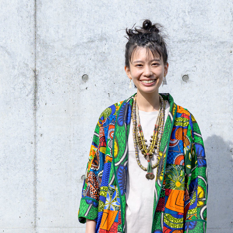 घना मल्टी-स्ट्रैंड मोतियों का हार