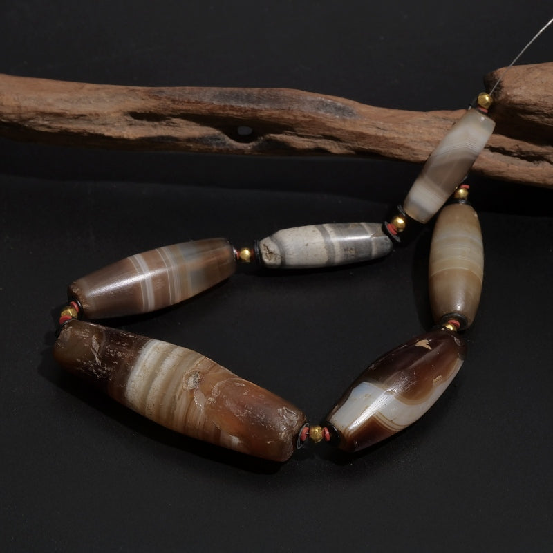 Bactrian Agate Strand