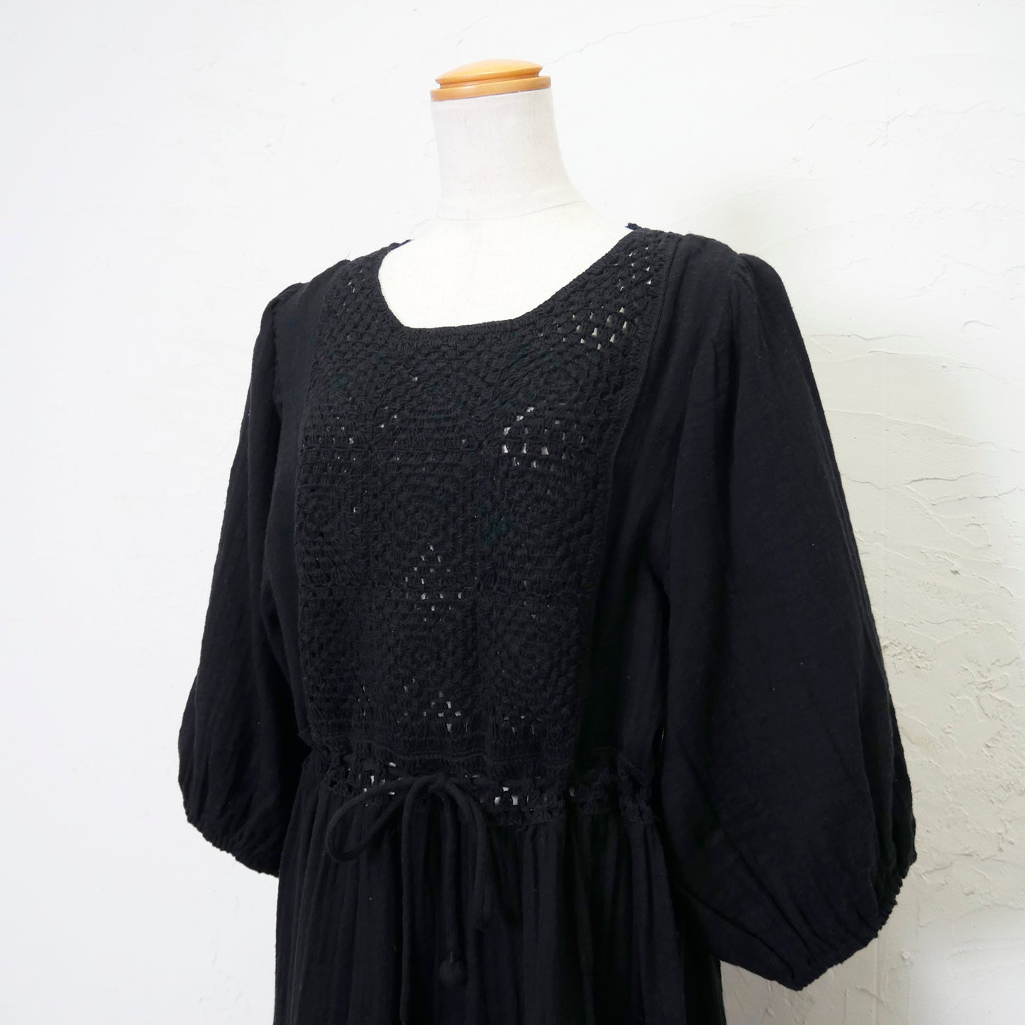 コットン・クロッシェ・ドレス