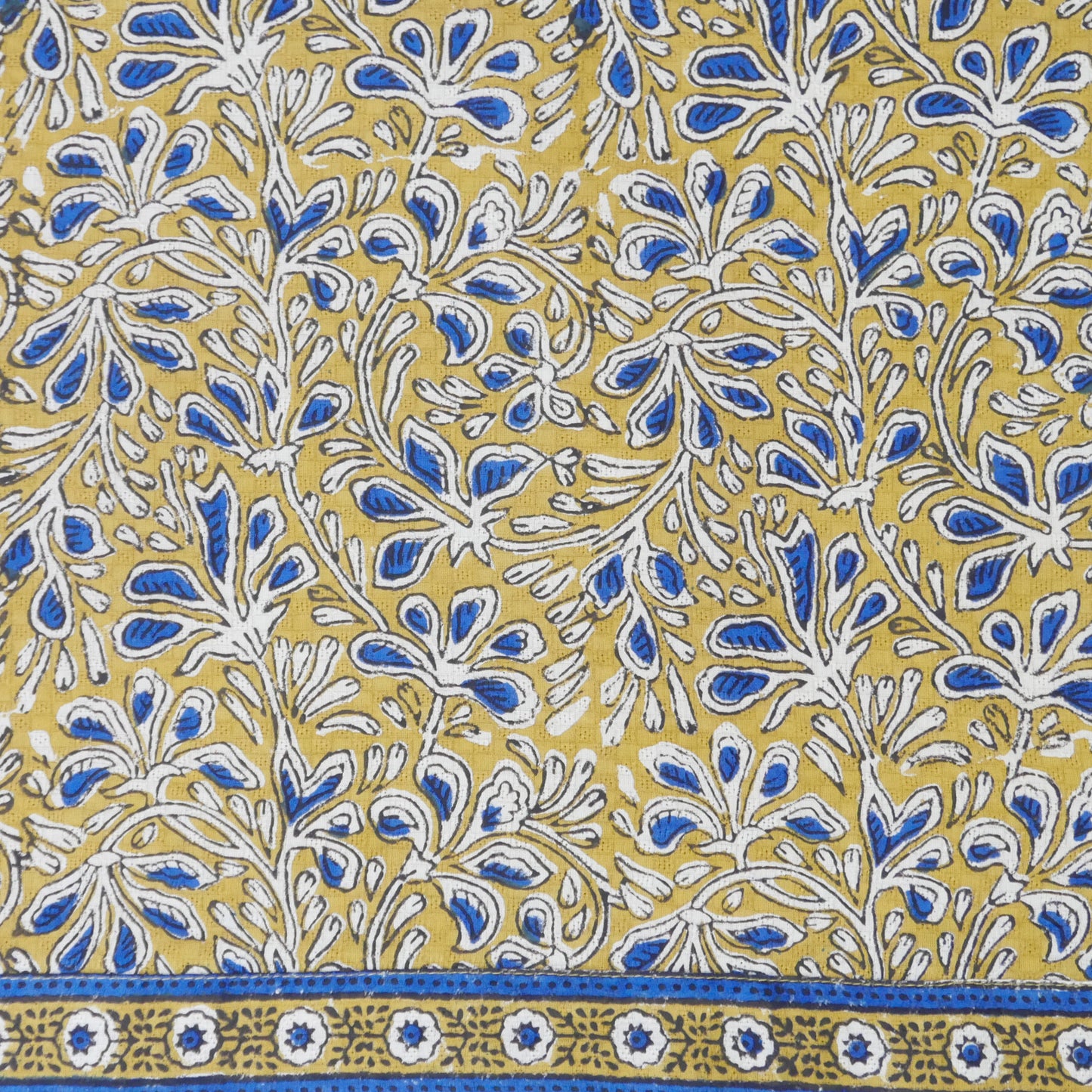 Cotton Dobby Bagru Print na Damit