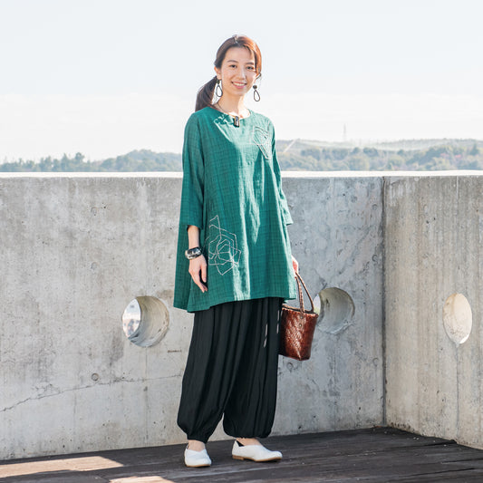 コットンリボンランダム刺繍プルオーバー