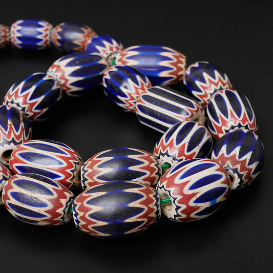 シェブロンビーズストランド