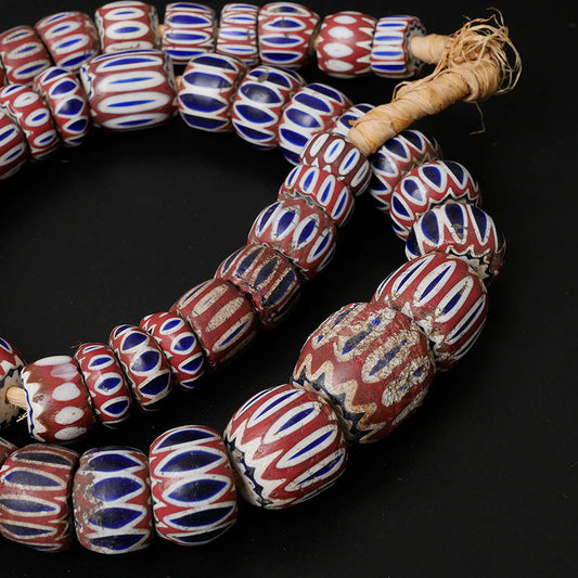 シェブロンビーズストランド