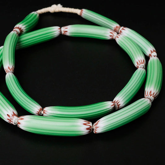 肘形シェブロンビーズストランド