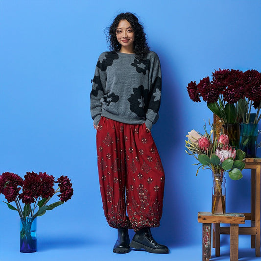 Big Flower Pullover