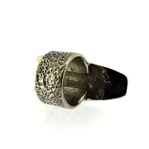 Кольцо от Линдона Цоси