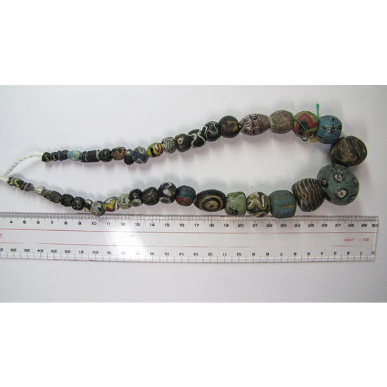 Strand ng Sinaunang Islamic Beads
