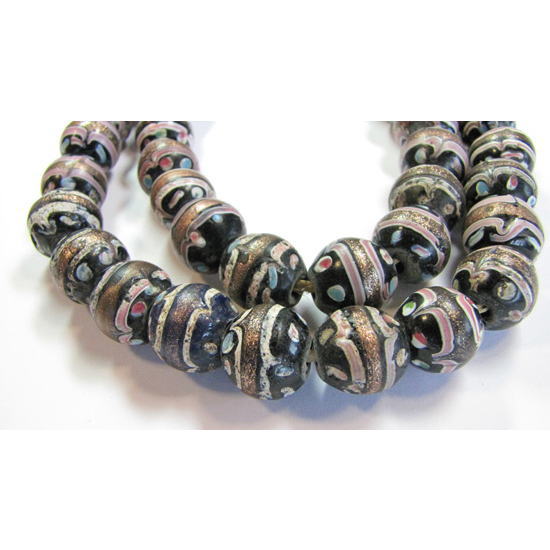 Lattice Pattern Glass Beads