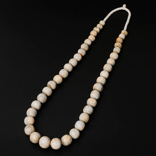 Collier de Perles en Ivoire Africain